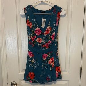 torrid Teal Floral V-Neck tie back blouse with Pink & Red Roses